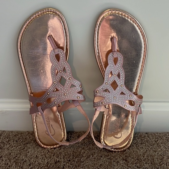 Sandals Bundle Candies & Lauren Conrad Sandals size 10 - Picture 3 of 5